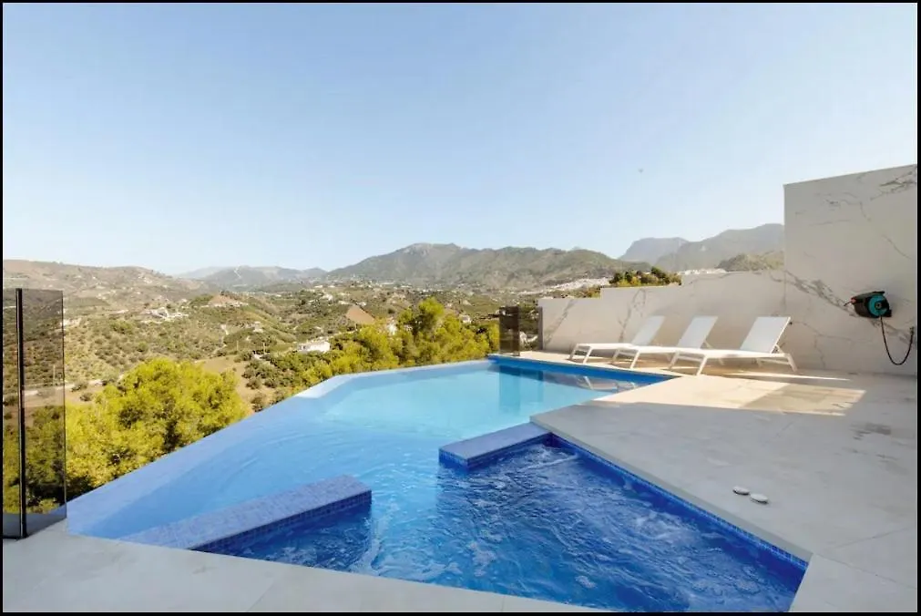 Luxury Villa In Frigiliana - Villa Maui Málaga